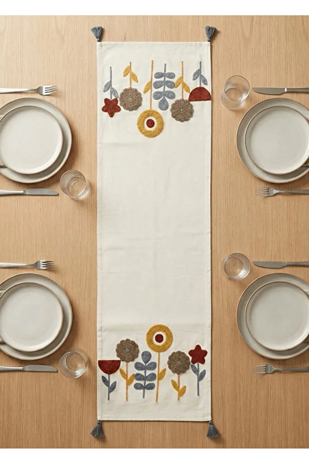 Buldan İşi Çiçek Desen Nakışlı Gri Püsküllü Pamuk Runner